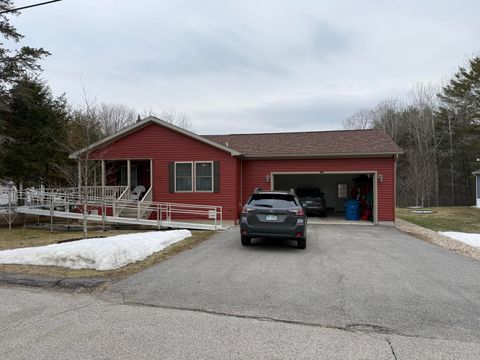 Photo of 33 Sandalwood Circle, Kittery, ME 03904 (MLS # 1655429)