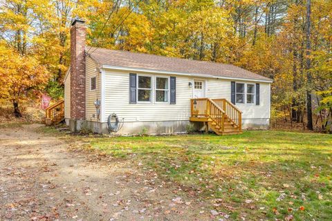 Photo of 13 Spring Lake Drive, Waterboro, ME 04061 (MLS # 1641723)