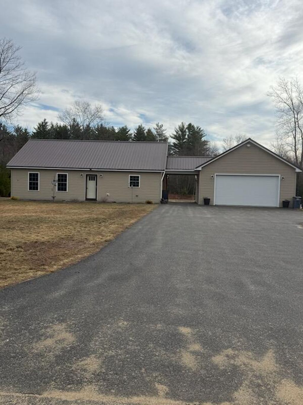 Photo of 7 Silver Way, Oxford, ME 04270 (MLS # 1653267)