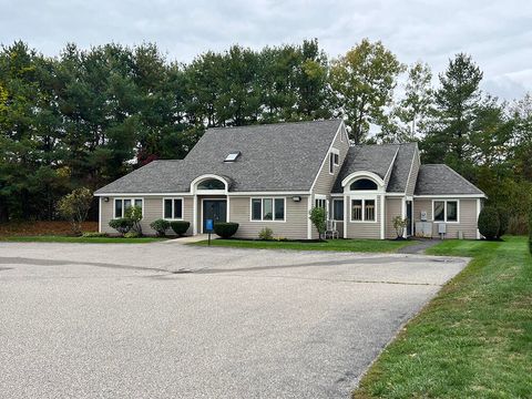 Photo of 62 Portland Road #33, Kennebunk, ME 04043 (MLS # 1640237) Photo of 62 Portland Road #33, Kennebunk, ME 04043 (MLS # 1640237)