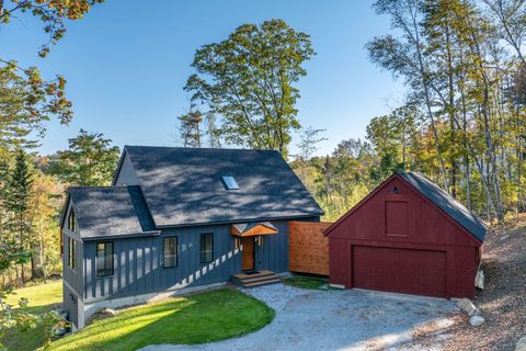 Photo of 76 Park Street, Rockport, ME 04856 (MLS # 1641320)