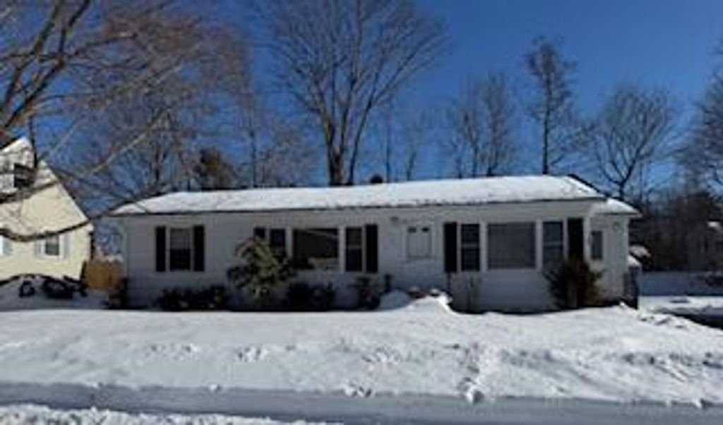 Photo of 18 Primrose Lane, Portland, ME 04103 (MLS # 1653963)