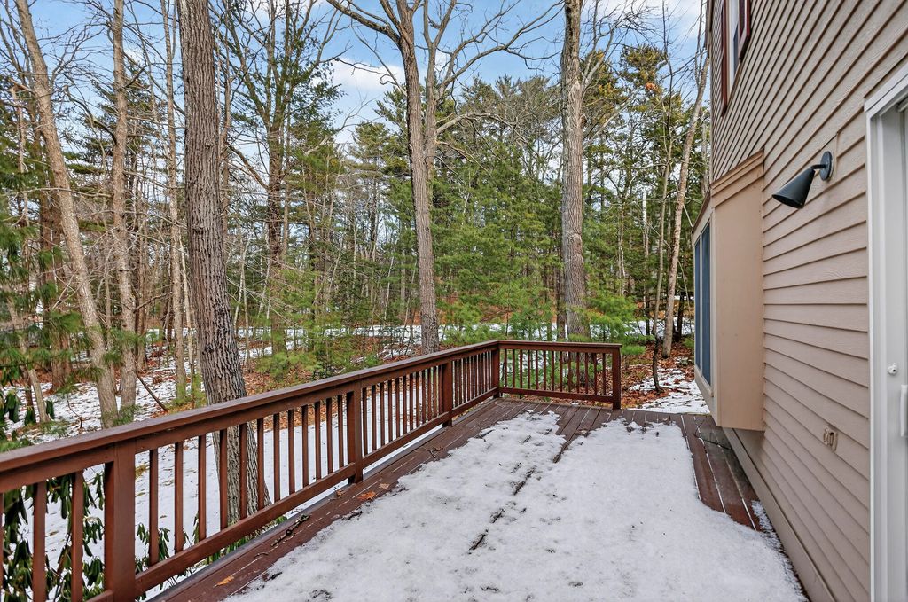 Photo of 12 Edgecomb Court #12, Portland, ME 04103 (MLS # 1649638)