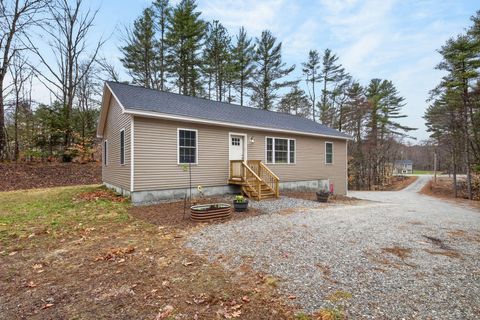 Photo of 9 Alder Road, Naples, ME 04055 (MLS # 1658146)