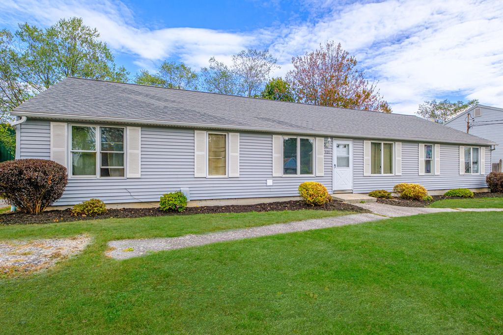 Photo of 118 Providence Street, Portland, ME 04103 (MLS # 1641701)