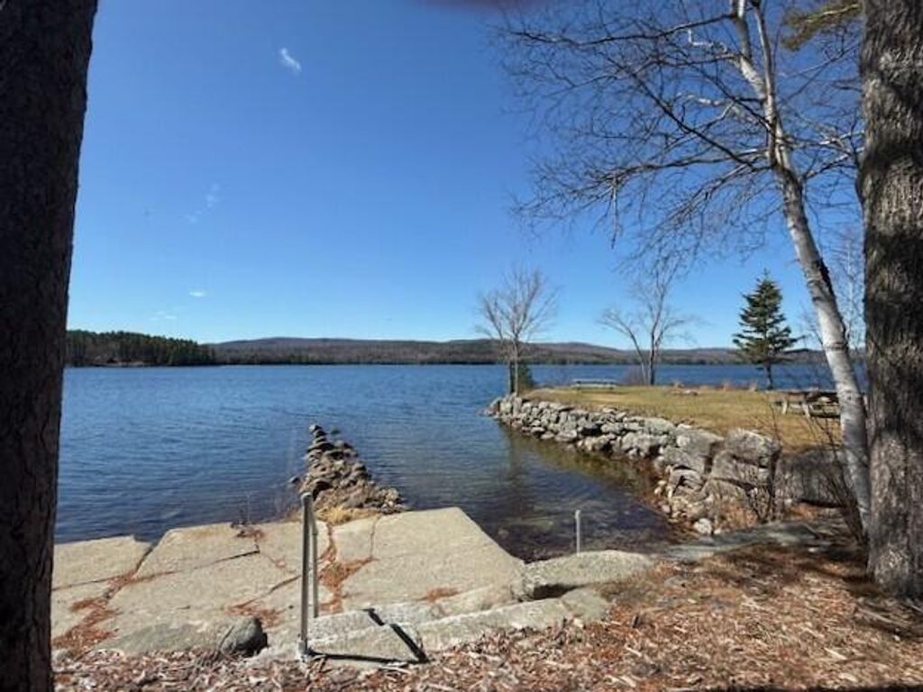 Photo of 14 Lakeshore Drive, Belgrade, ME 04917 (MLS # 1657697)