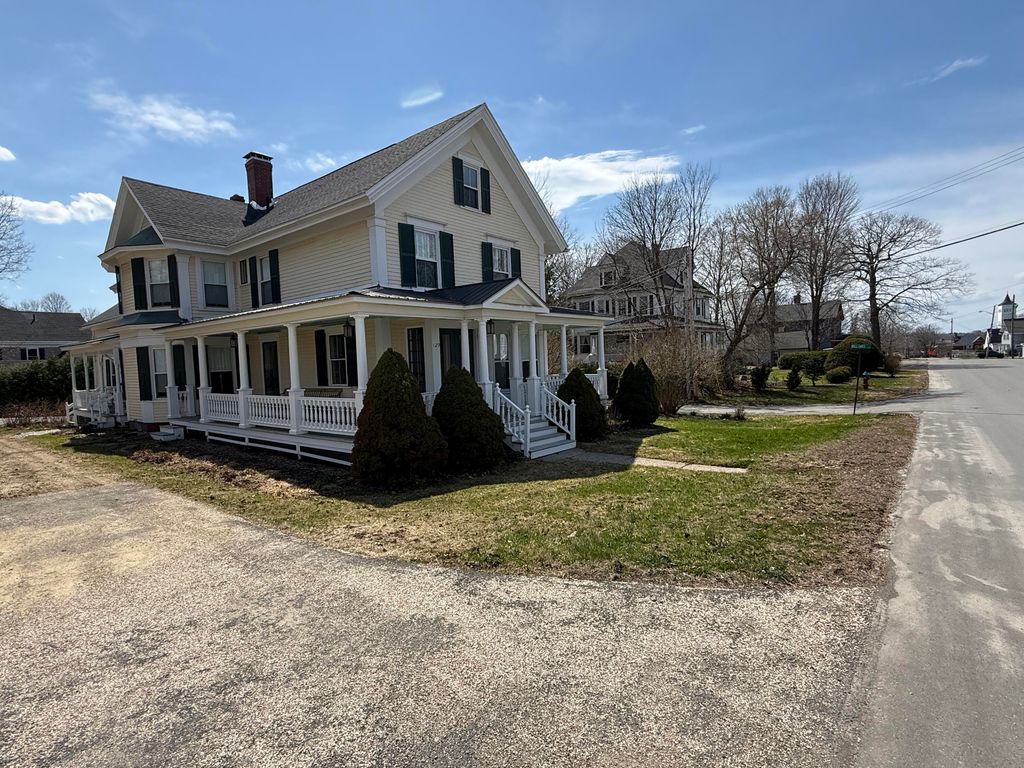 Photo of 129 Main Street, Houlton, ME 04730 (MLS # 1660913)