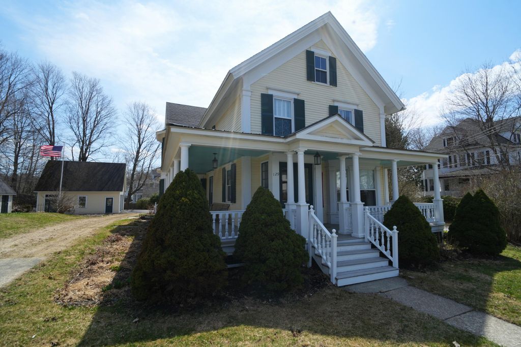 Photo of 129 Main Street, Houlton, ME 04730 (MLS # 1660913)
