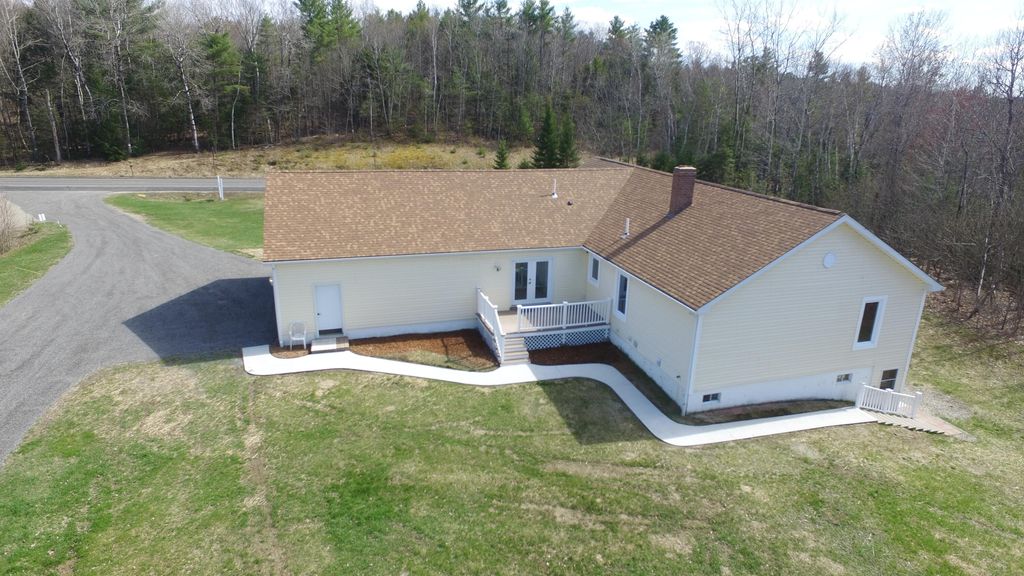 Photo of 701 U.S. 202, Monmouth, ME 04265 (MLS # 1659740)