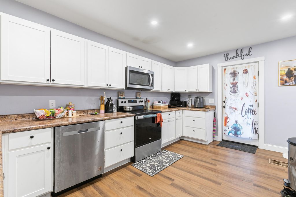 Photo of 276 Gamage Avenue, Auburn, ME 04210 (MLS # 1662264)