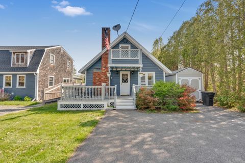 Photo of 5 Laurel Lane, York, ME 03909 (MLS # 1663465)