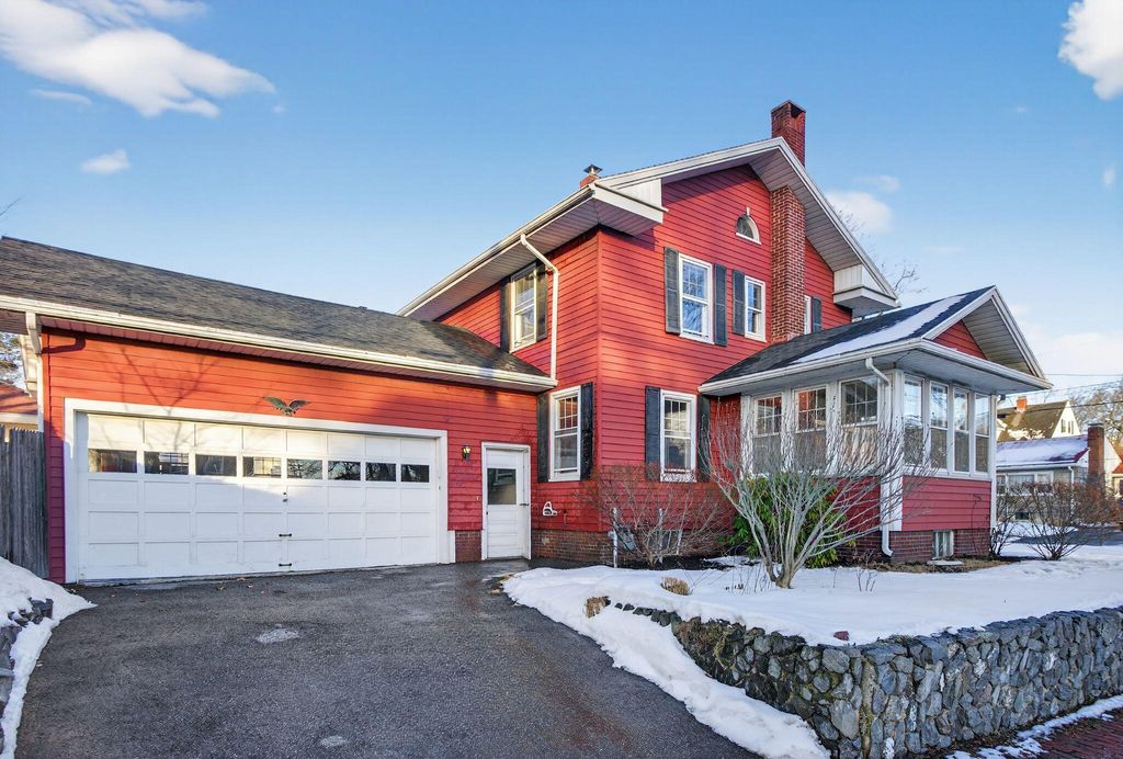 Photo of 218 Bradley Street, Portland, ME 04103 (MLS # 1649062)