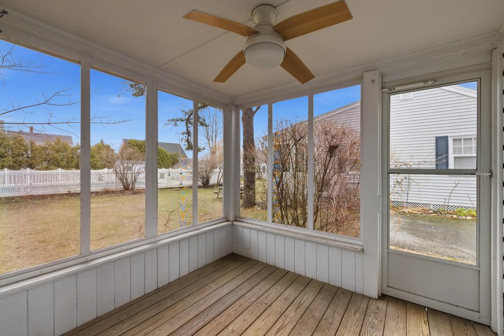 Photo of 1413 Post Road #7, Wells, ME 04090 (MLS # 1657831)