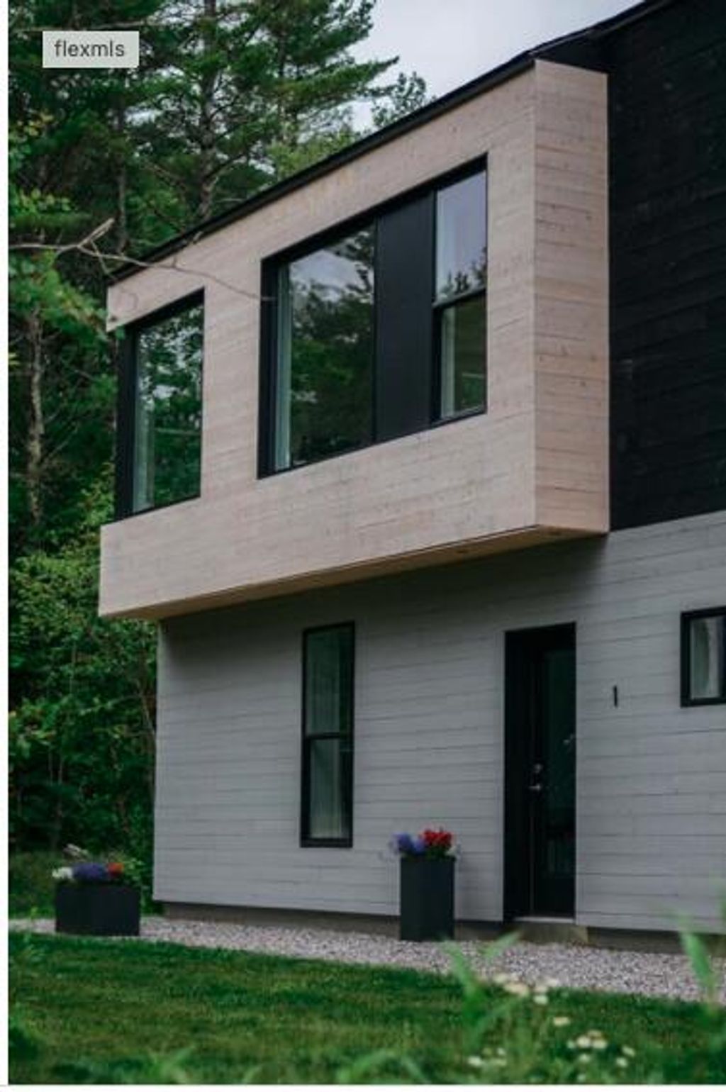 Photo of 1 Cairn Hill Road, Bowdoinham, ME 04008 (MLS # 1655318)