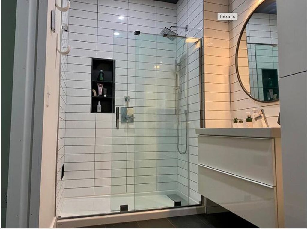 Photo of 1 Cairn Hill Road, Bowdoinham, ME 04008 (MLS # 1655318)