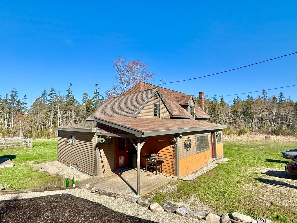 Photo of 29 Hidden Drive, Vinalhaven, ME 04863 (MLS # 1660902)
