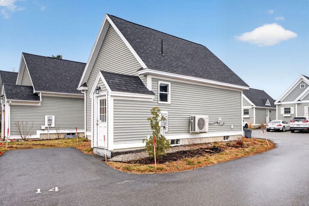 Photo of 994 Portland Road #16, Saco, ME 04072 (MLS # 1657775)