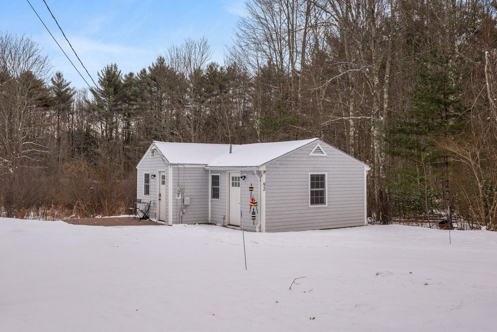 Photo of 92 Wilson Road, Kittery, ME 03904 (MLS # 1648800)