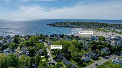 Photo of 6 Cross Street, York, ME 03909 (MLS # 1663578)
