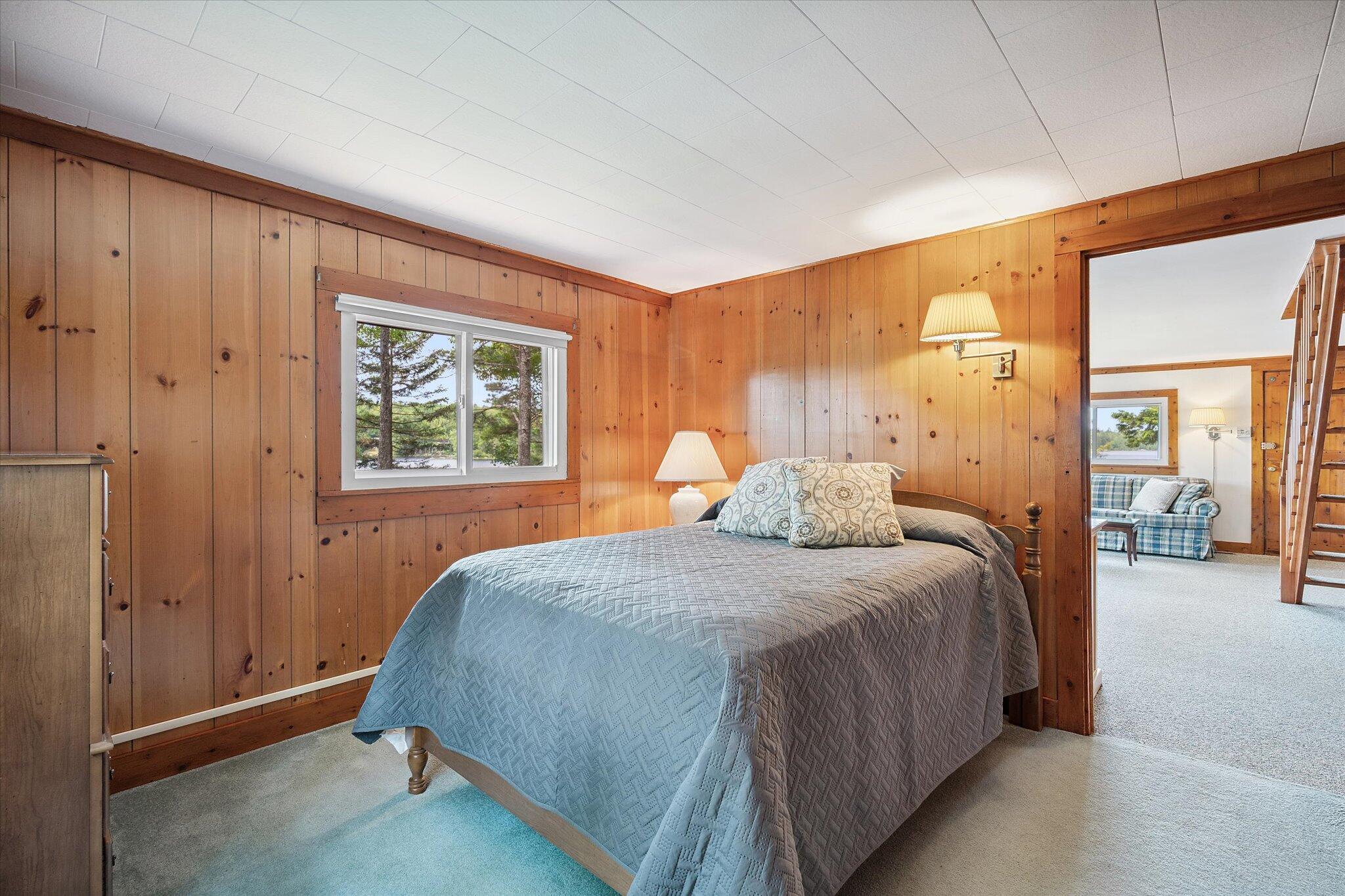 Surry, Maine 04684, United States, 5 Bedrooms Bedrooms, ,2 BathroomsBathrooms,Residential,Active,168258