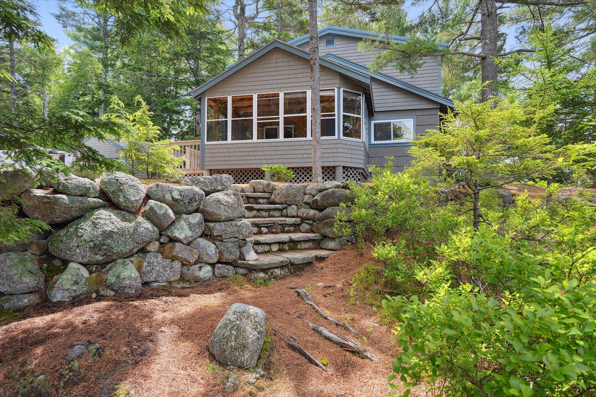 Surry, Maine 04684, United States, 5 Bedrooms Bedrooms, ,2 BathroomsBathrooms,Residential,Active,168258