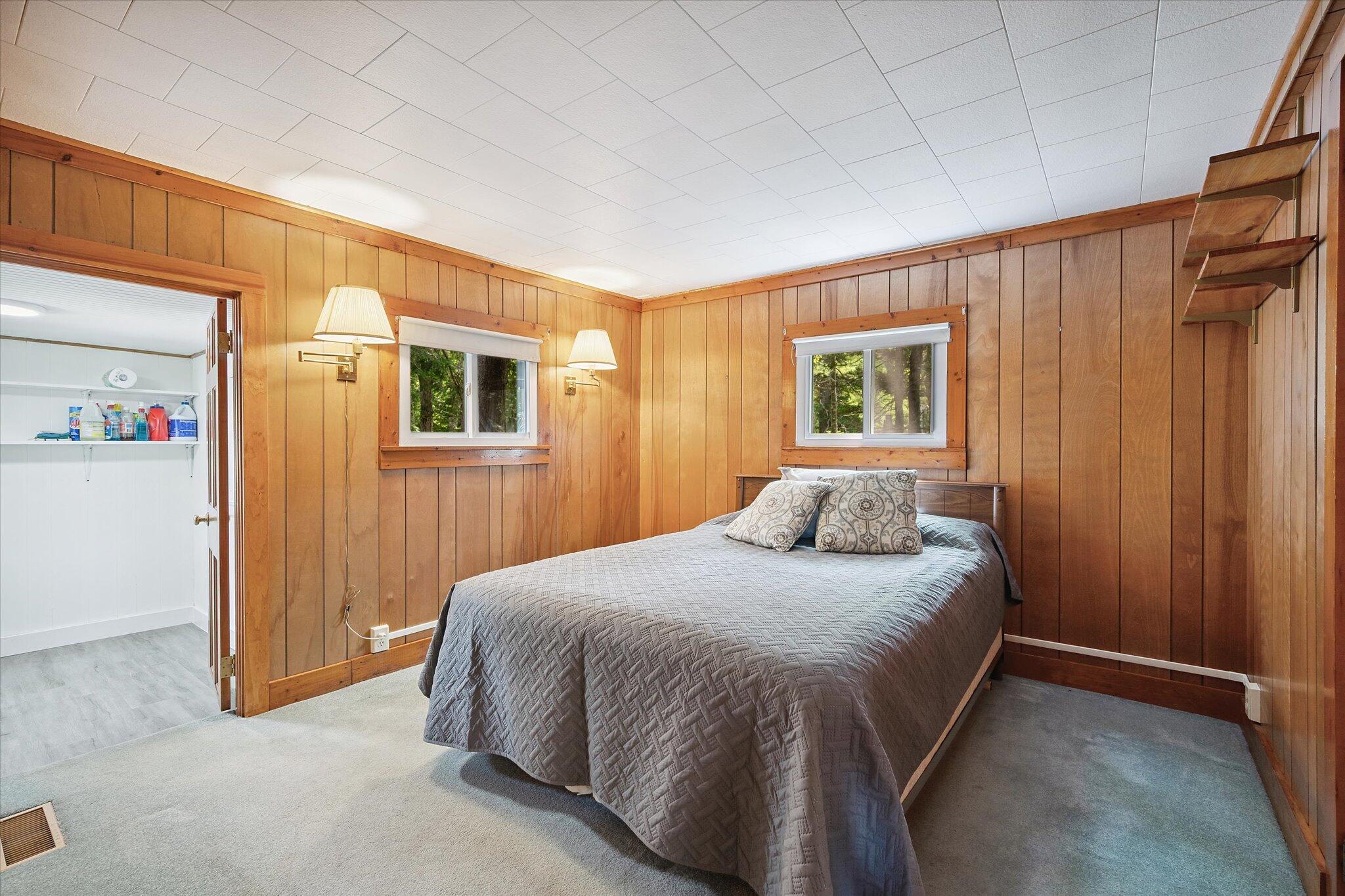 Surry, Maine 04684, United States, 5 Bedrooms Bedrooms, ,2 BathroomsBathrooms,Residential,Active,168258