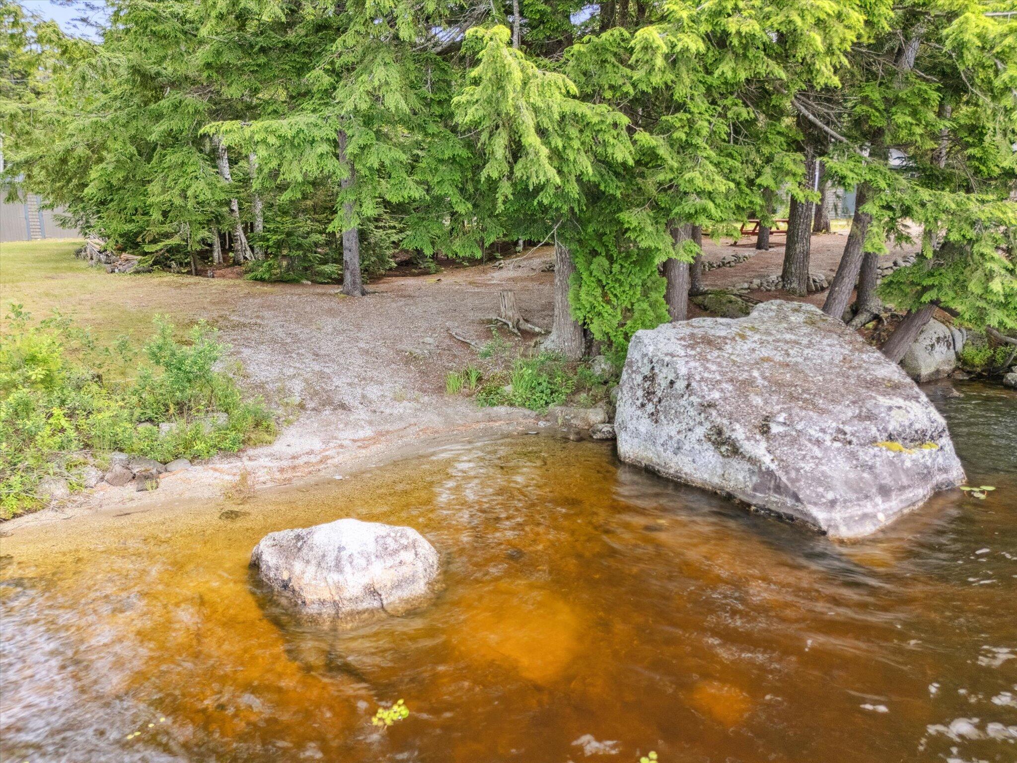 Surry, Maine 04684, United States, 5 Bedrooms Bedrooms, ,2 BathroomsBathrooms,Residential,Active,168258