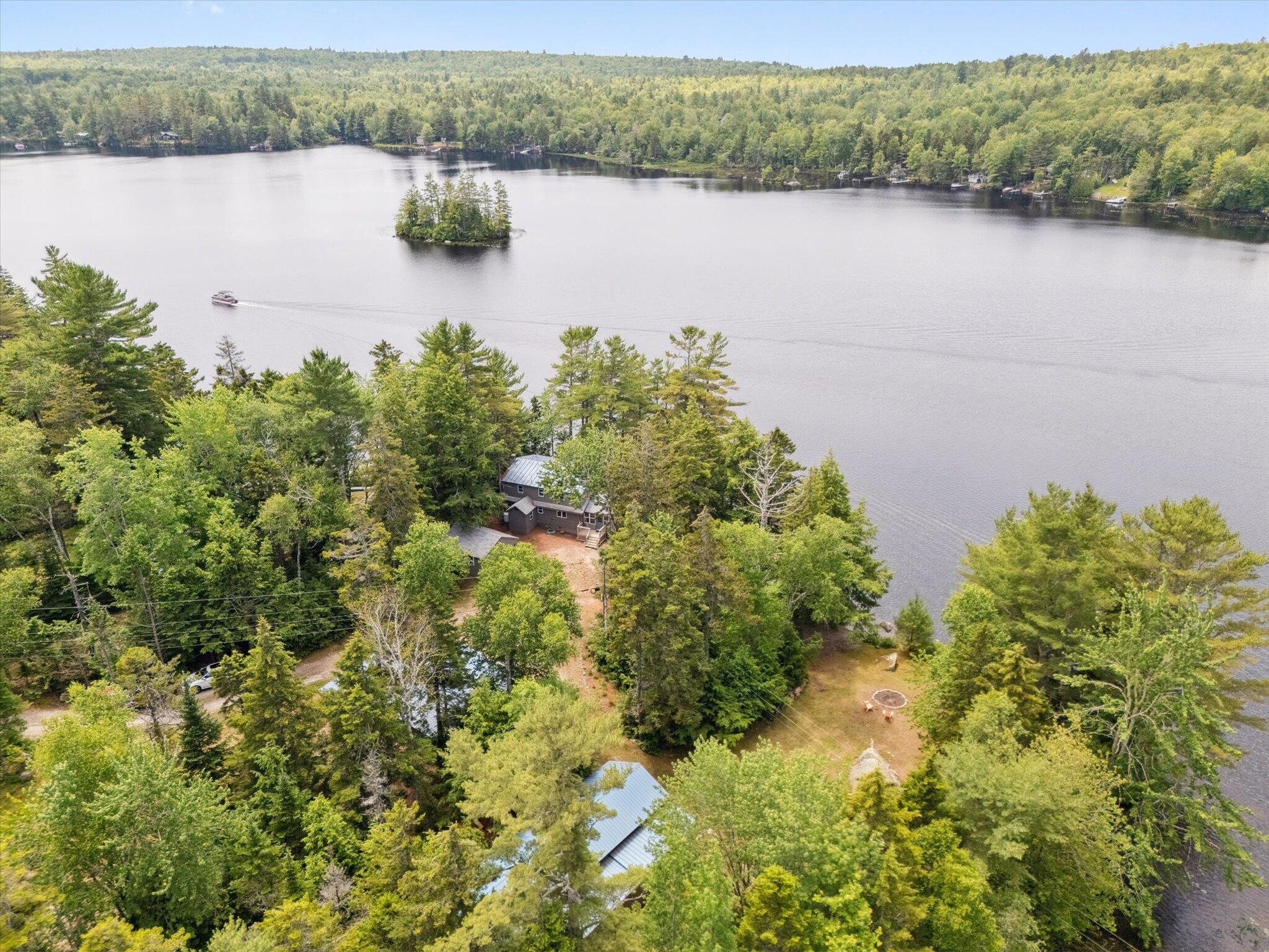 Surry, Maine 04684, United States, 5 Bedrooms Bedrooms, ,2 BathroomsBathrooms,Residential,Active,168258