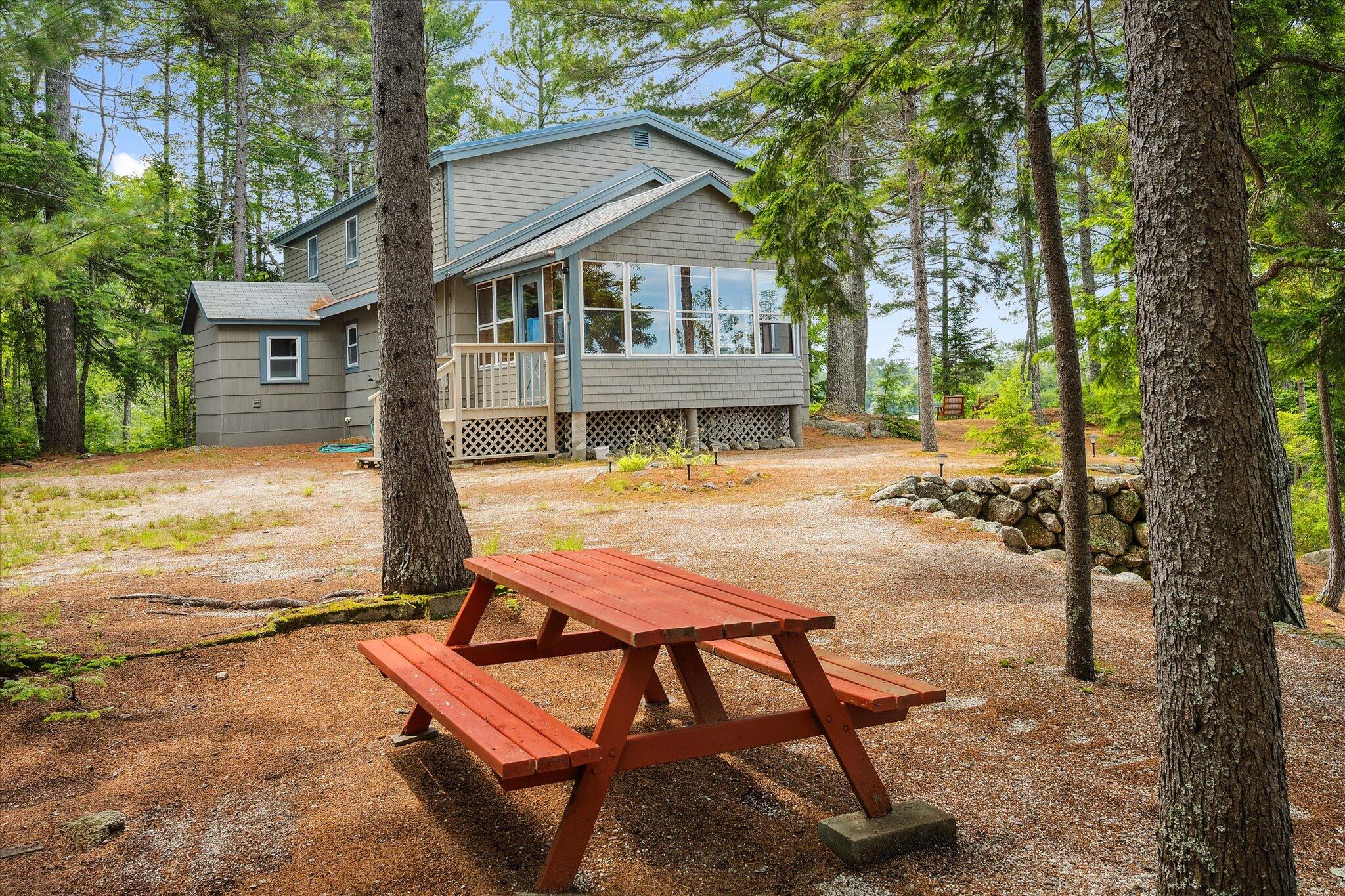 Surry, Maine 04684, United States, 5 Bedrooms Bedrooms, ,2 BathroomsBathrooms,Residential,Active,168258