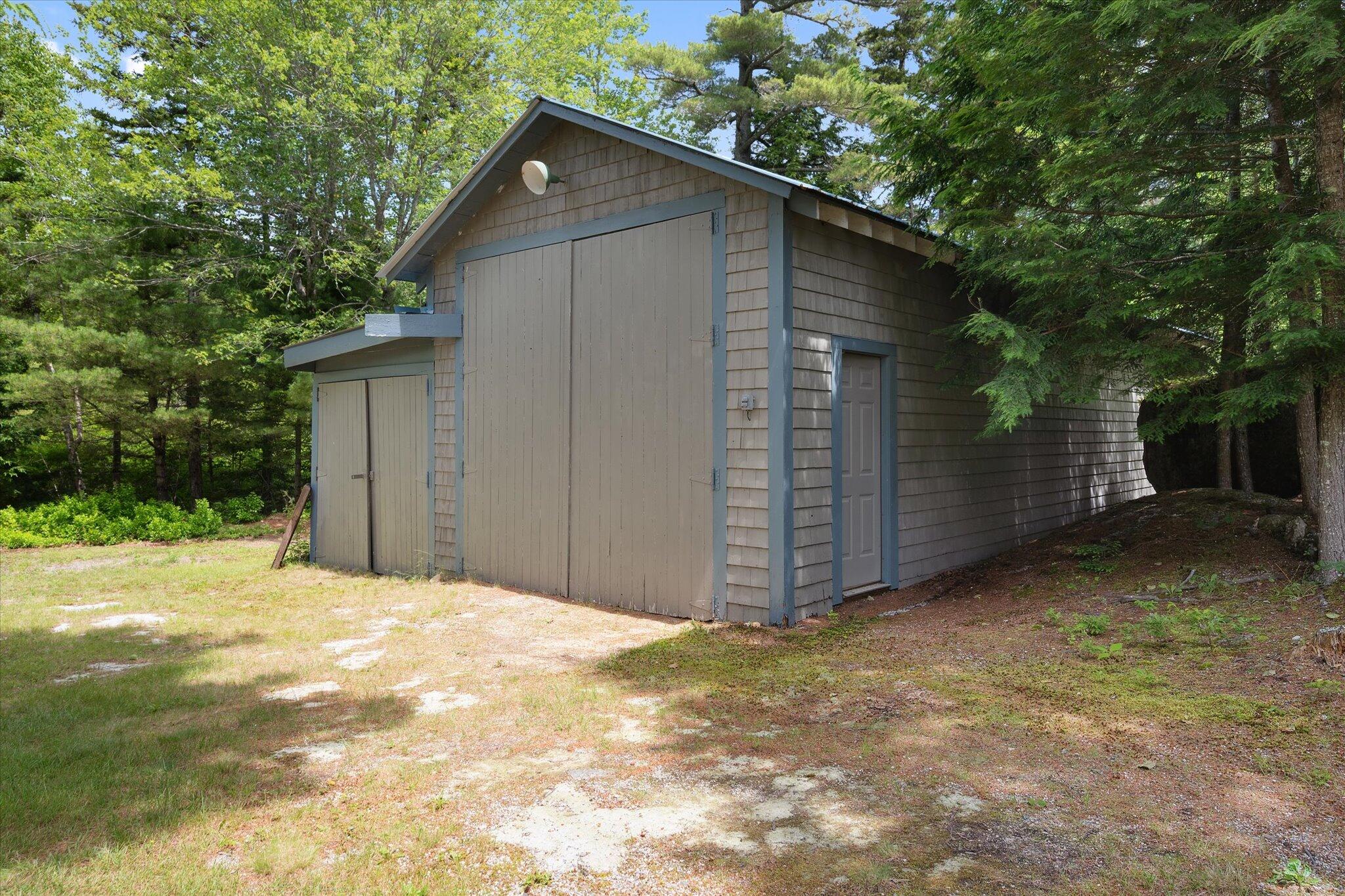 Surry, Maine 04684, United States, 5 Bedrooms Bedrooms, ,2 BathroomsBathrooms,Residential,Active,168258