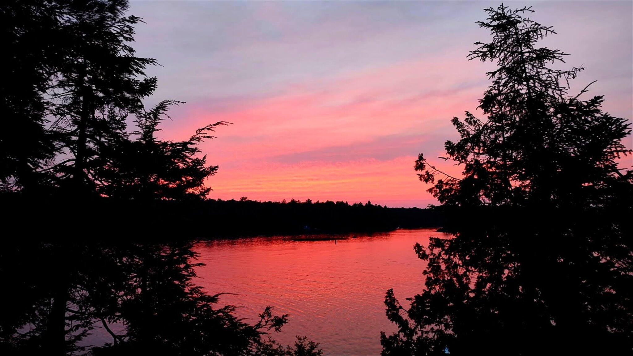 Surry, Maine 04684, United States, 5 Bedrooms Bedrooms, ,2 BathroomsBathrooms,Residential,Active,168258