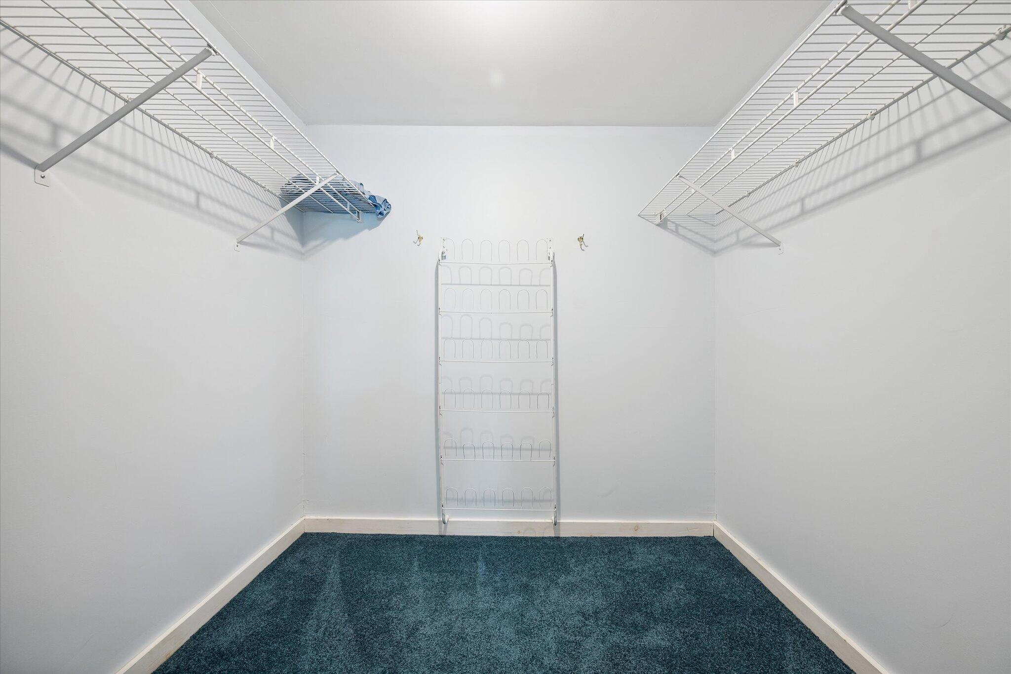 Surry, Maine 04684, United States, 5 Bedrooms Bedrooms, ,2 BathroomsBathrooms,Residential,Active,168258