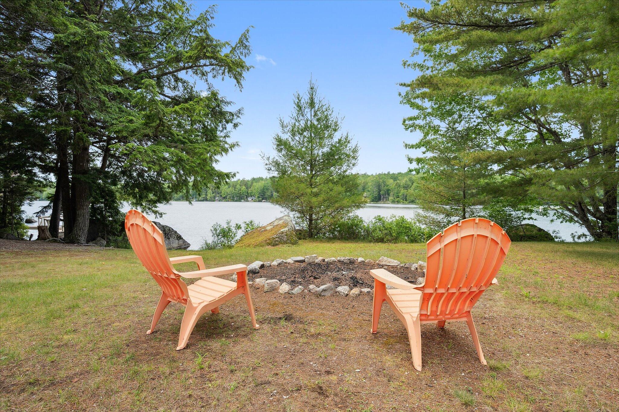 Surry, Maine 04684, United States, 5 Bedrooms Bedrooms, ,2 BathroomsBathrooms,Residential,Active,168258