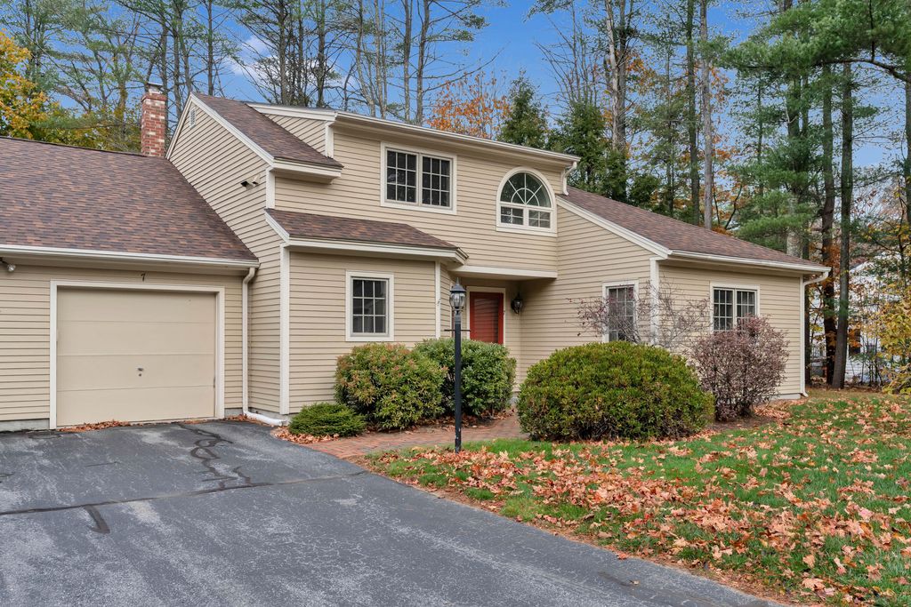 Photo of 7 Apple Tree Drive #7, Brunswick, ME 04011 (MLS # 1642736)