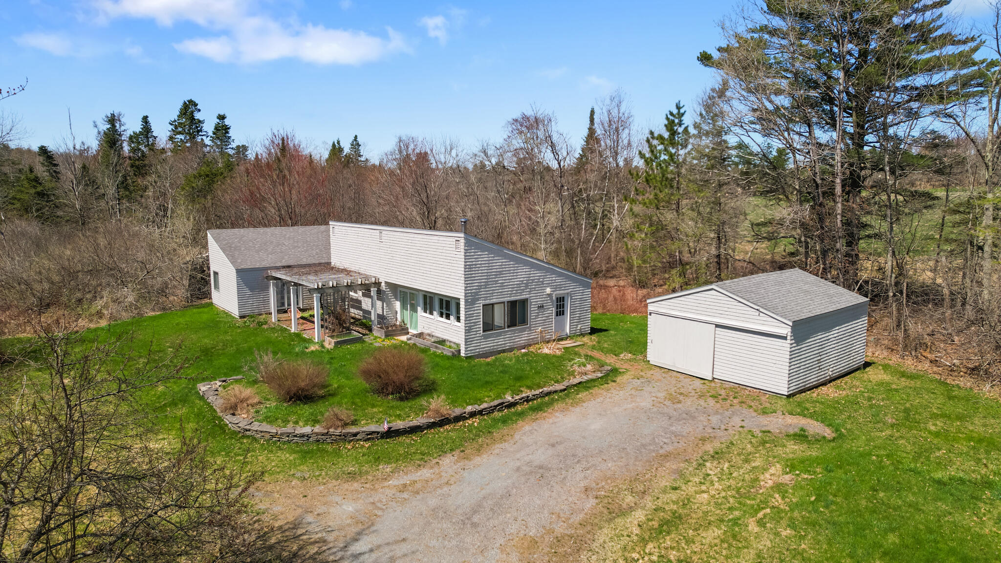 Hampden, Maine 04444, United States, 2 Bedrooms Bedrooms, ,2 BathroomsBathrooms,Residential,Pending,120687