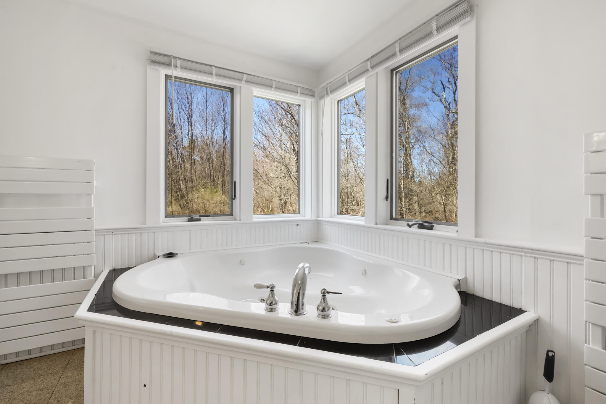 Hampden, Maine 04444, United States, 2 Bedrooms Bedrooms, ,2 BathroomsBathrooms,Residential,Pending,120687