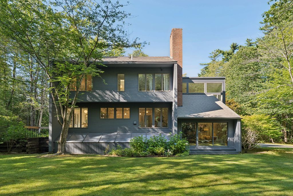 Photo of 53 Waites Landing Road, Falmouth, ME 04105 (MLS # 1651659)