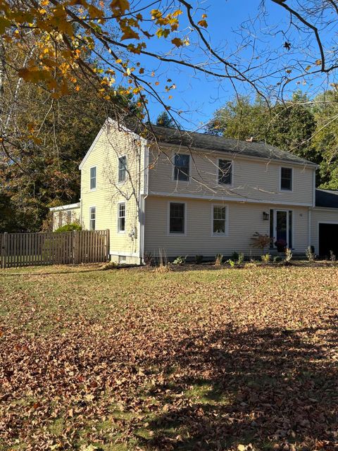 Photo of 13 Hedgerow Drive, Cumberland, ME 04021 (MLS # 1641191)