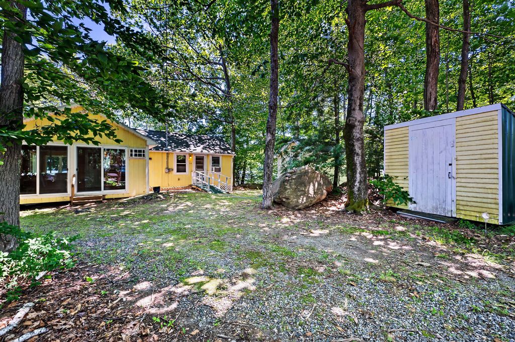 Photo of 16 Maple Ridge Road, Monmouth, ME 04259 (MLS # 1660574)