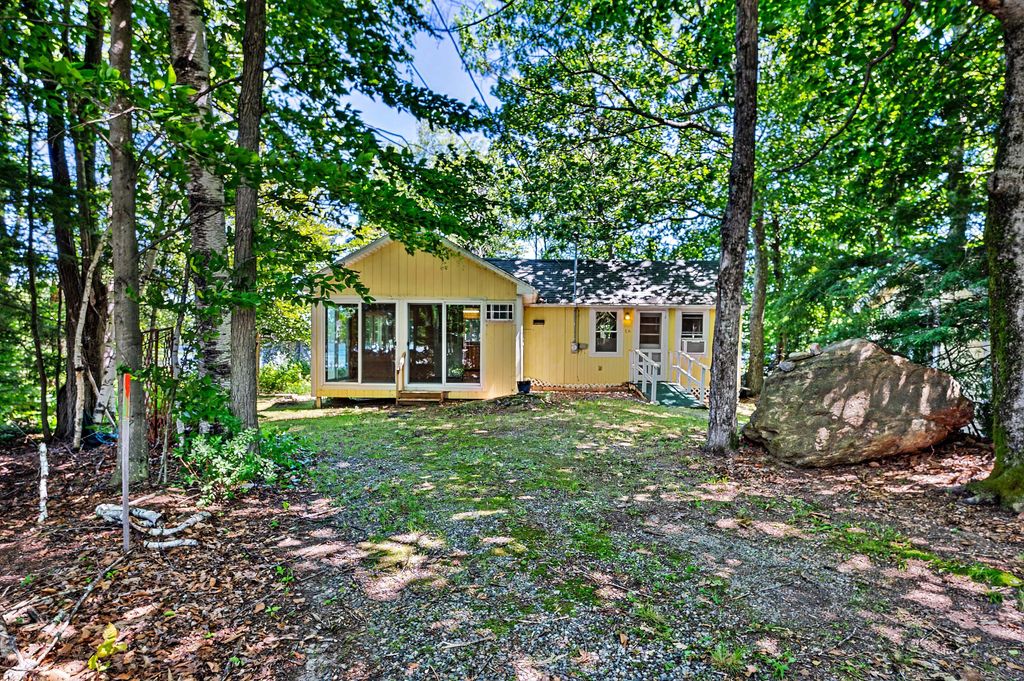 Photo of 16 Maple Ridge Road, Monmouth, ME 04259 (MLS # 1660574)