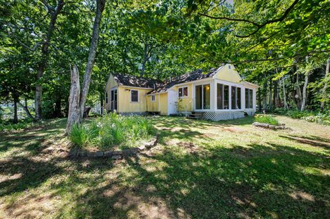 Photo of 16 Maple Ridge Road, Monmouth, ME 04259 (MLS # 1660574)