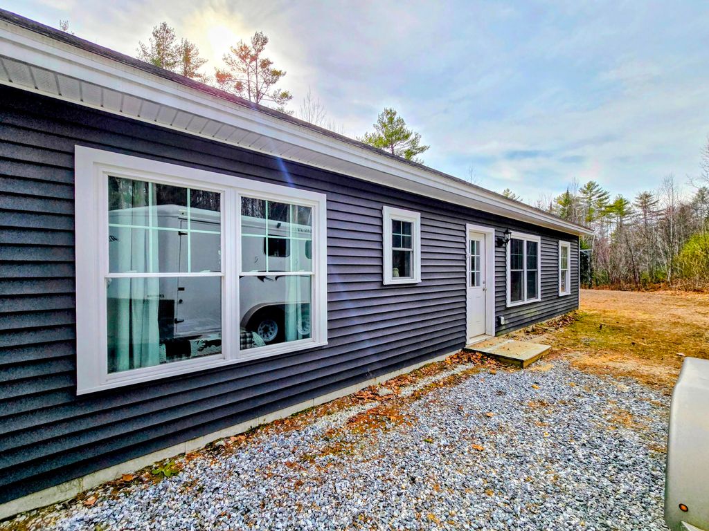 Photo of 976 Park Street, Paris, ME 04281 (MLS # 1657897)