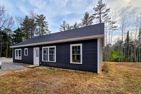 Photo of 976 Park Street, Paris, ME 04281 (MLS # 1657897)