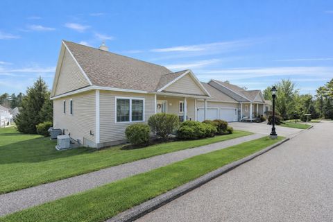 Photo of 5 Torry Pine Drive #31, Cumberland, ME 04110 (MLS # 1655495)