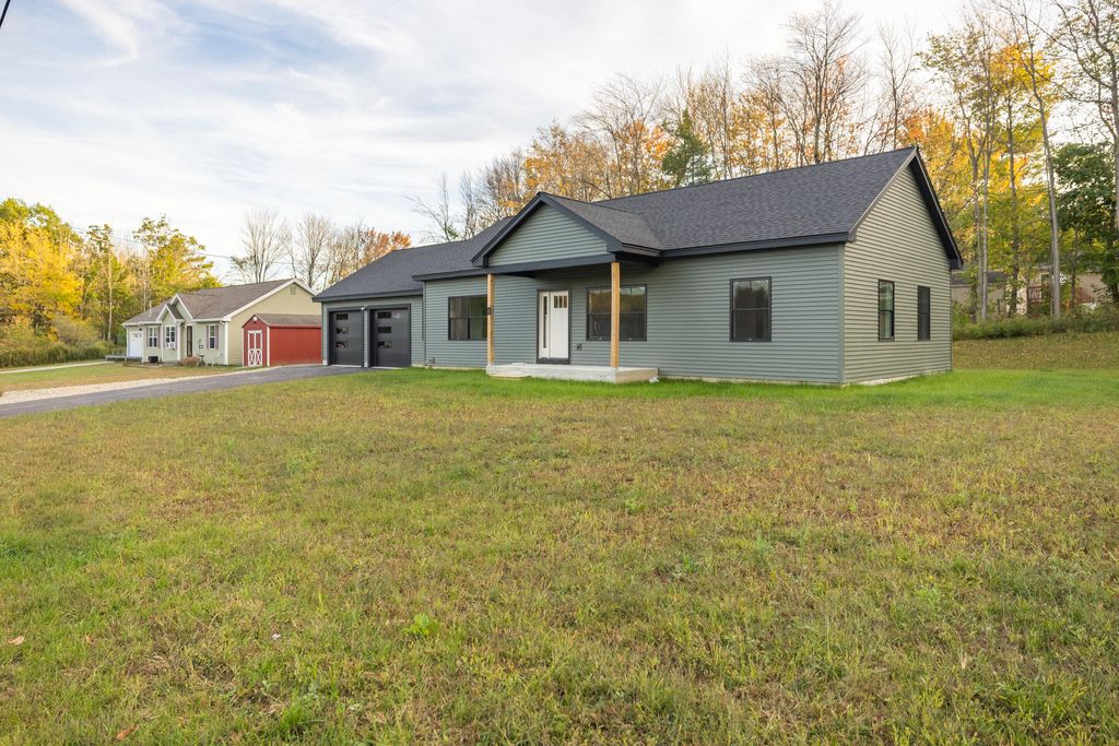 Photo of 6 Denise Street, Lewiston, ME 04240 (MLS # 1637860)