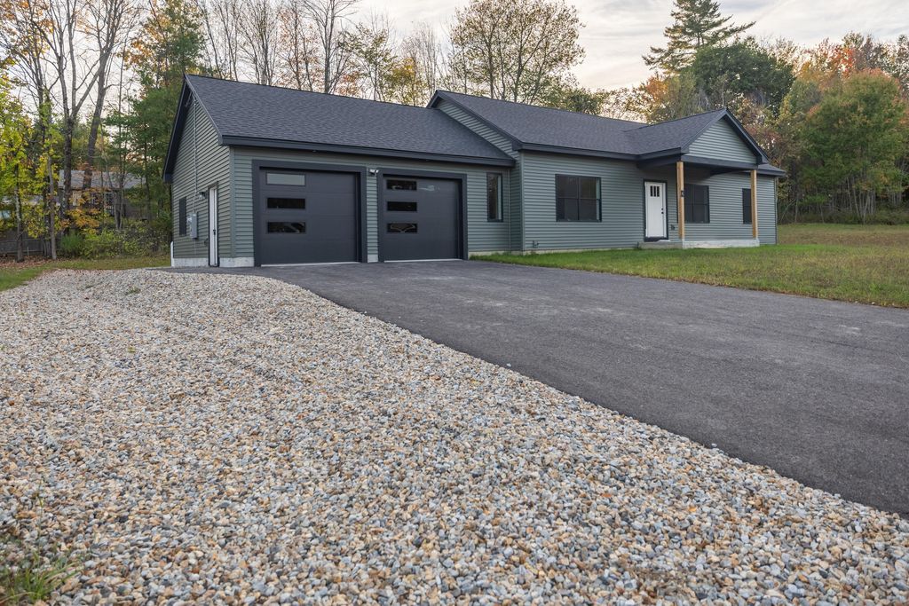 Photo of 6 Denise Street, Lewiston, ME 04240 (MLS # 1637860)