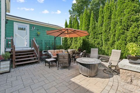 Photo of 60 Bolton Street, Portland, ME 04102 (MLS # 1602837) Photo of 60 Bolton Street, Portland, ME 04102 (MLS # 1602837)