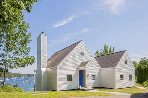 Photo of 1 Ship Street, Rockport, ME 04856 (MLS # 1632536)