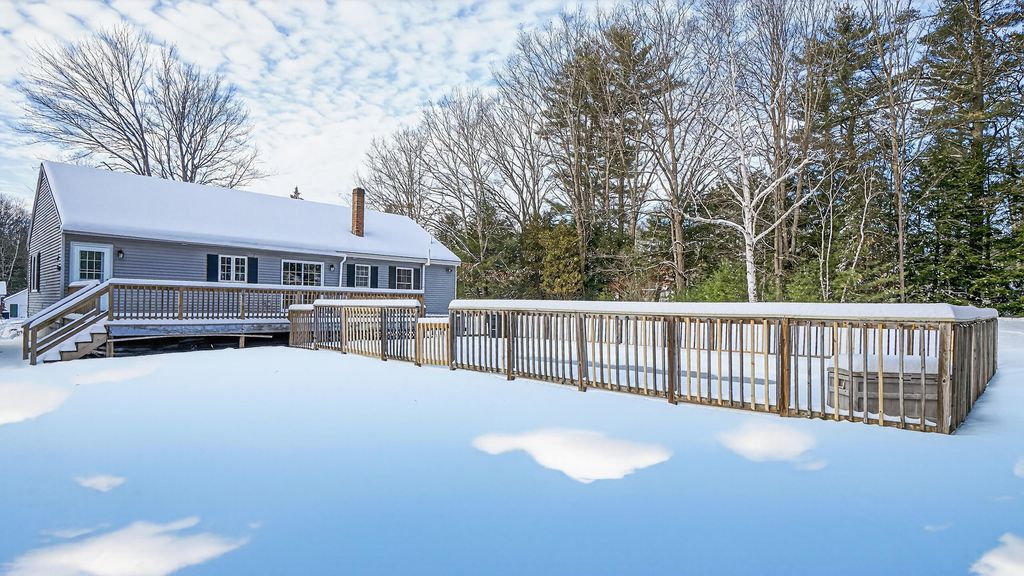 Photo of 21 Winter Street, Buxton, ME 04093 (MLS # 1646300)