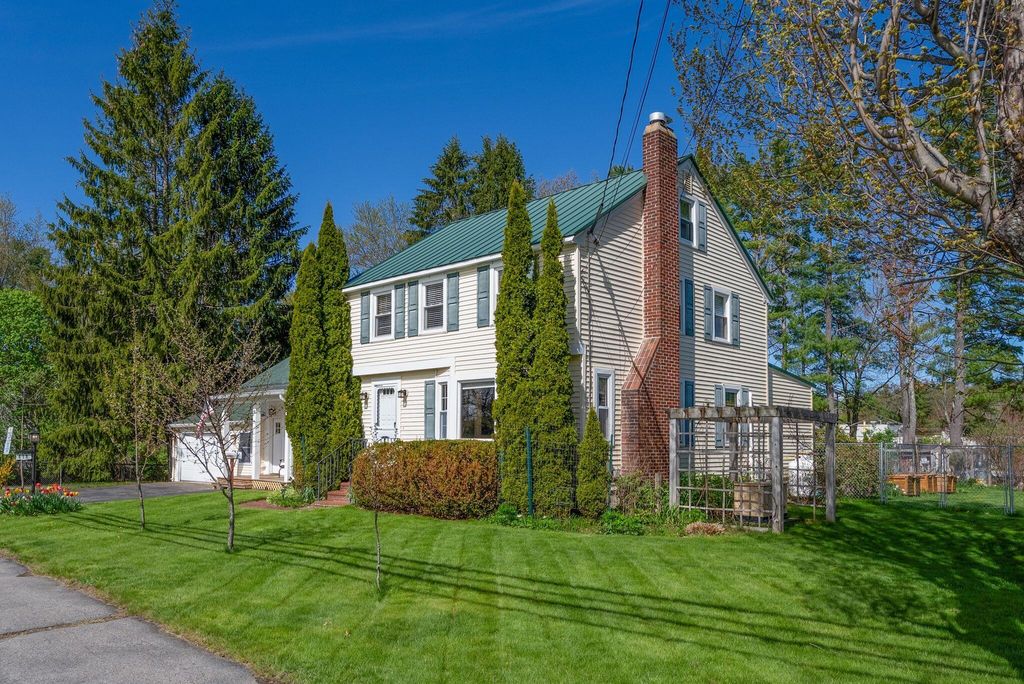 Photo of 418 Bridge Street, Westbrook, ME 04092 (MLS # 1662208)